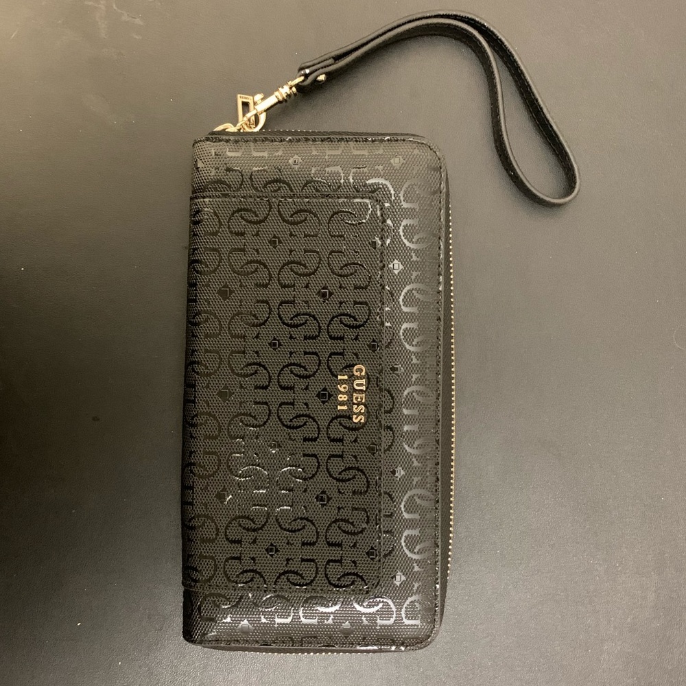 Guess Wallet with Zipper & Coin pouch